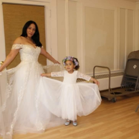 Meet your Posher, Maria A gift 🎁 first time buyers - Picture 5 of 8